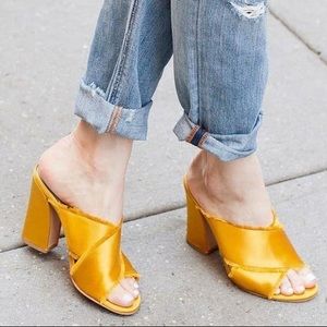 Dolce Vita Henry mules, gold satin, size 7.5 excellent condition